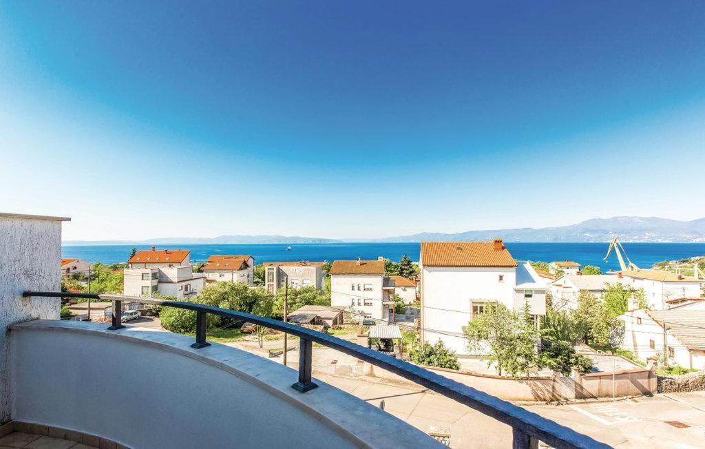 Lux Apartman Leo Apartment Кострена Екстериор снимка